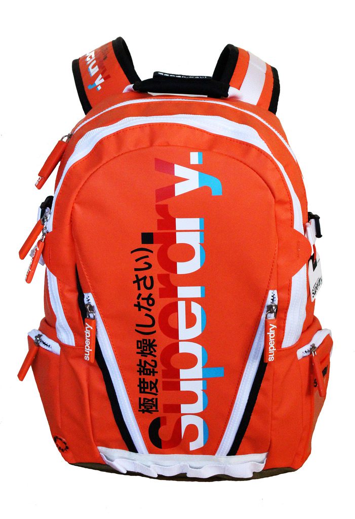 balo- superdry-classic-tarpaulin-laptop-1