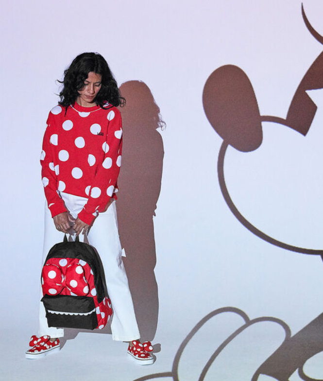 balo-vans-x-disney-minnie-realm-backpack-1