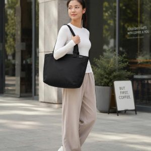 tui-lululemon-clean-lines-tote-bag-22l-24