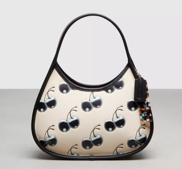 tui-xach-coach-ergo-bag-in-coachtopia-leather-with-cherry-print-cl754-11