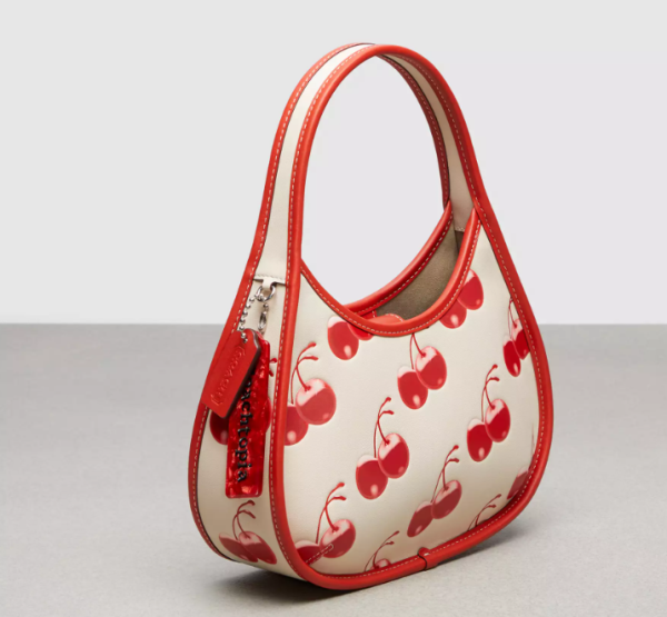 tui-xach-coach-ergo-bag-in-coachtopia-leather-with-cherry-print-cl754-2