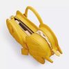 tui-xach-coach-duck-bag-with-quilting-cu861-4