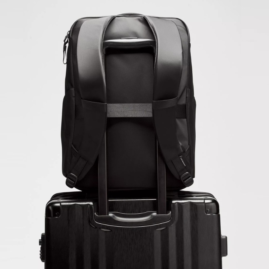 balo-lululemon-everyday-recycled-shell-backpack-6