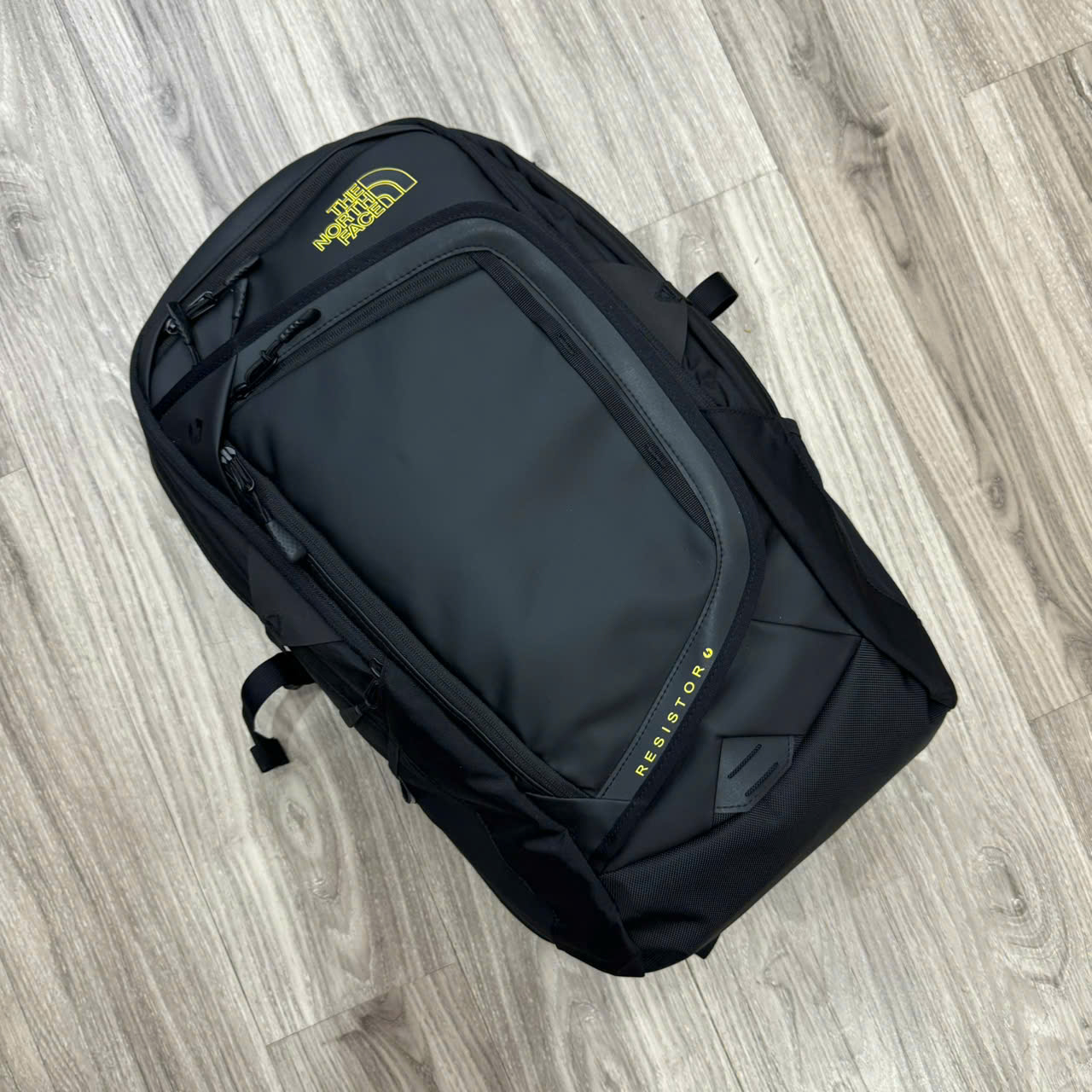 balo-the-north-face-resistor-backpack-2